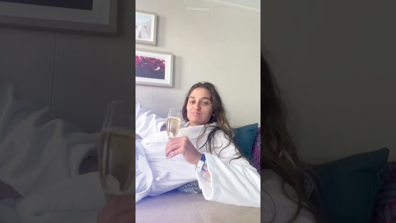 Avery Cyrus flaunts single life with Hayley Kiyoko after JoJo Siwa shades former relationship