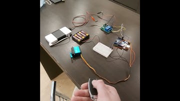 Controlling Arduino Uno and servo motor with wireless relay