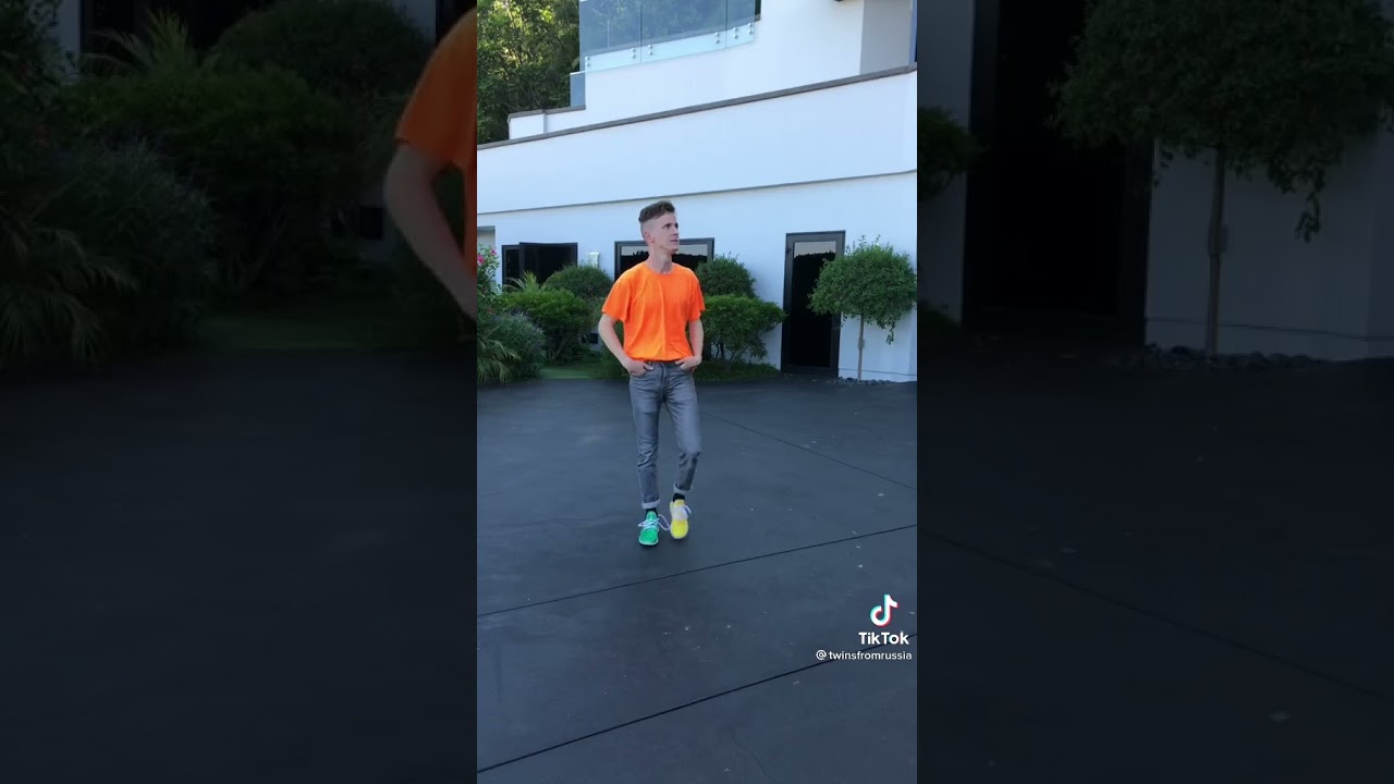 That one friend who always got your back 🤣 @wish 