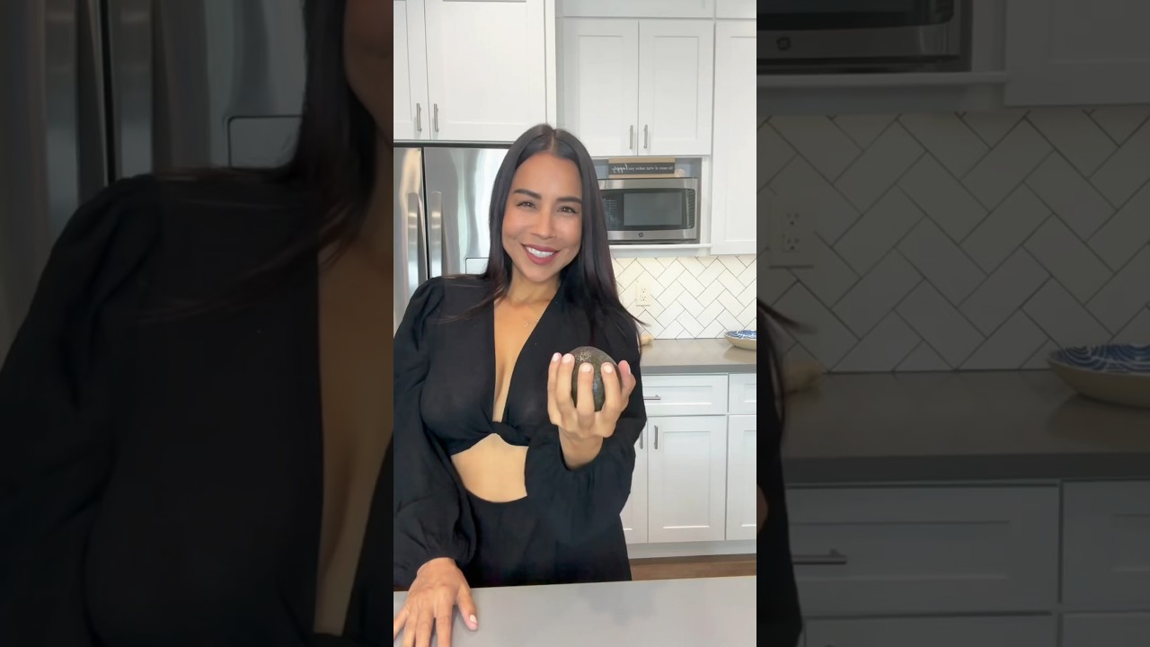 Creamy Avocado Salsa: Easy Recipe 🥑 