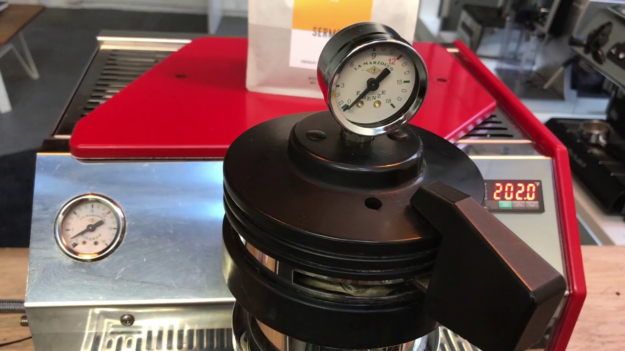 La Marzocco GS3 Video adjusting pump pressure YouTube