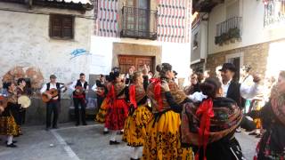 Video thumbnail of ""Las Nogaleas" en Guitarvera 2013 - La gitanería"