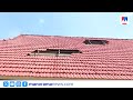 വിമാനം താഴ്ന്നുപറന്നു; വീടിന്റെ ഓടുകൾ പറന്നുപോയി | Perumbavoor | Low Flying Plane