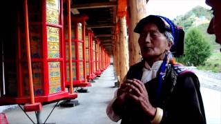 Rezos Tibetanos durante un Viaje al Tibet