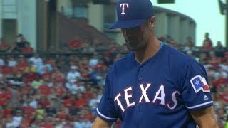 TEX@STL: Hamels' scoreless start earns win No. 7