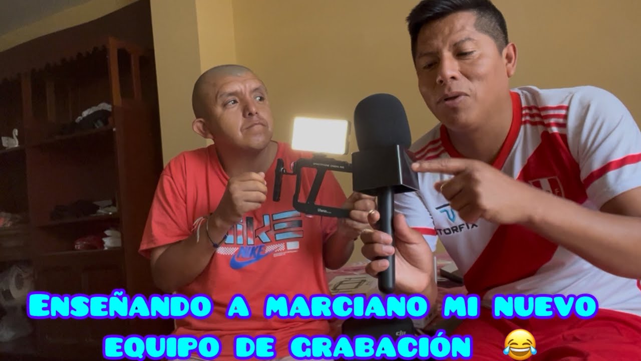 Enseñando a marciano mi nuevo equipo de grabación 