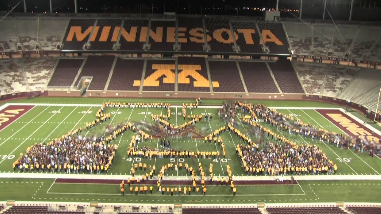 U of M Class of 2014 forms the M - YouTube