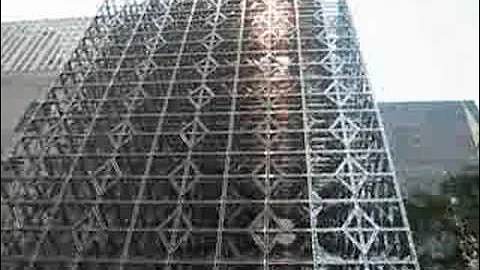 Chris Burden at Rockefeller Center, New York (June 2008)