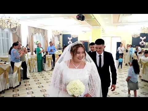 Порно аналар қыздарын сиқытады