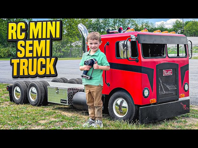 1:18 GMC Sierra Classic 1500 Official Truck 65th Indy 500 '81