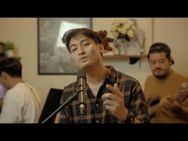 See You On Wednesday | Luthfi Aulia - Langit Favorit  ( Live Session) class=