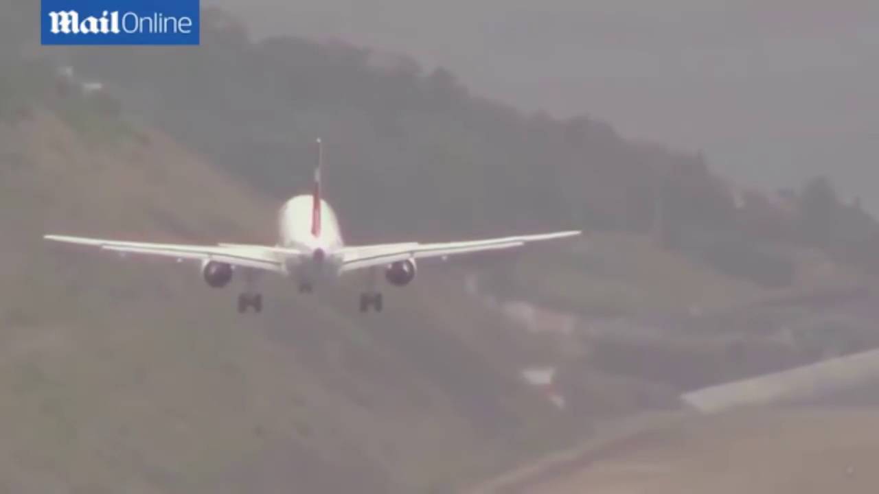 Amazing pilot skills to save plane from crashing file compilation
