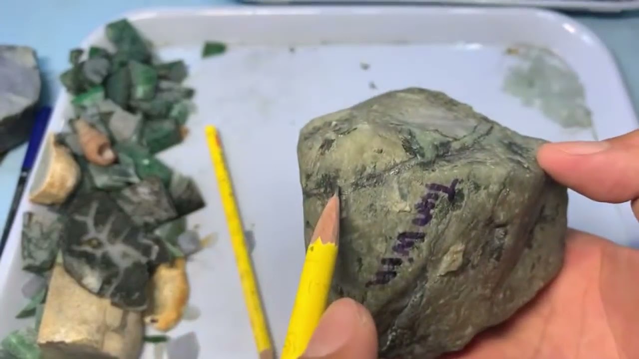 ချွမ်  ချွမ့်  ချွမ် Live