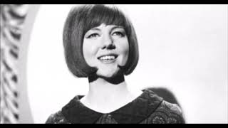 Watch Cilla Black Sing A Rainbow video