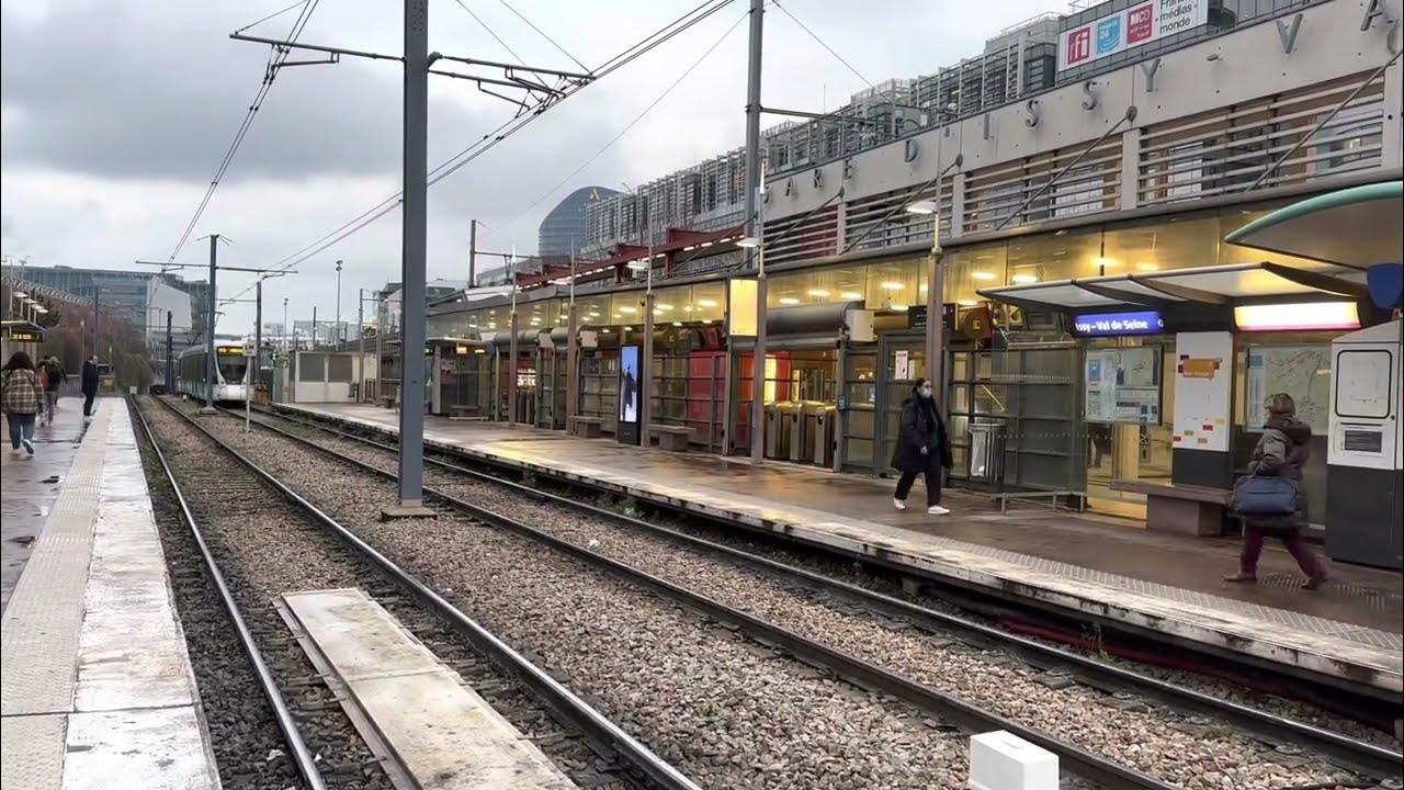 Tramway d'ÎledeFrance. Gare d'IssyVal de Seine YouTube Tramway d'ÎledeFrance. Gare d'IssyVal de Seine YouTube