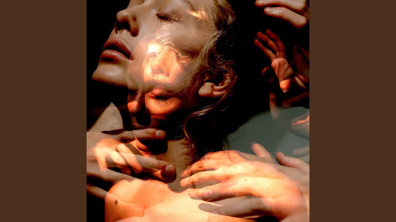在 YouTube 上觀看「Exploding Head Syndrome」 在 YouTube 上觀看「Exploding Head Syndrome」