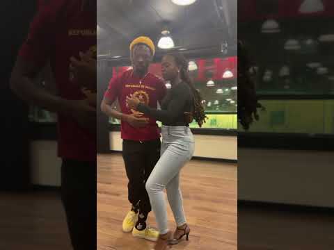 Corinne | 🇸🇳 | Repost