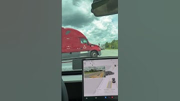 Tesla Model Y FSD Saves Again! HumanPilot No Bien, Robotaxi When?