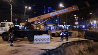 Прорыв трубы в Киеве на Лыбедской: что изменилось на месте аварии за ночь