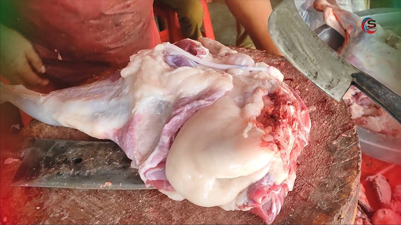 Amazing Incredible Big Size Goat Cutting Skills World | Number 1 Butcher Waqas Qureshi |