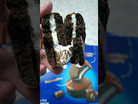 Video Lần đầu ăn thử bánh Oreo Socola pie - youtube