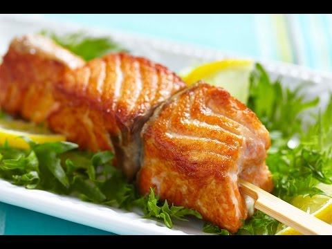 Видео рецепт Шашлычки из лосося на шпажках
