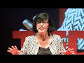 Conocimiento, aulas y profesores de puertas abiertas | Ana Hernández | TEDxValladolid