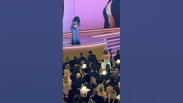 The reason SZA said hi to Taylor Swift ❤️ #shorts #taylorswift #grammys