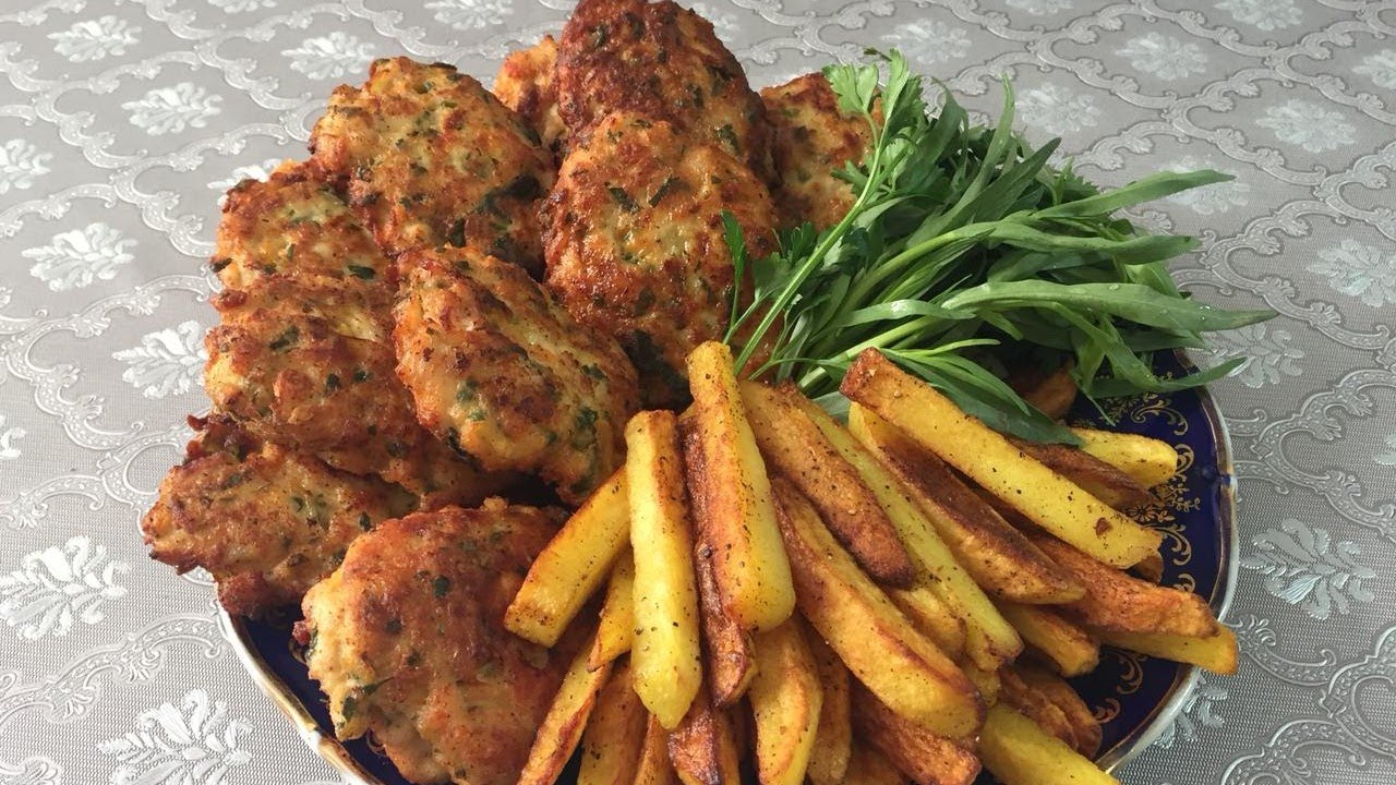 Bu yeməyi hər kəs sevəcək.Fərqli toyuq kotleti.