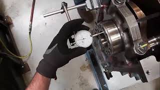 Checking endplay on a crankshaft by Joseph Gingerich 794 views 1 year ago 28 seconds