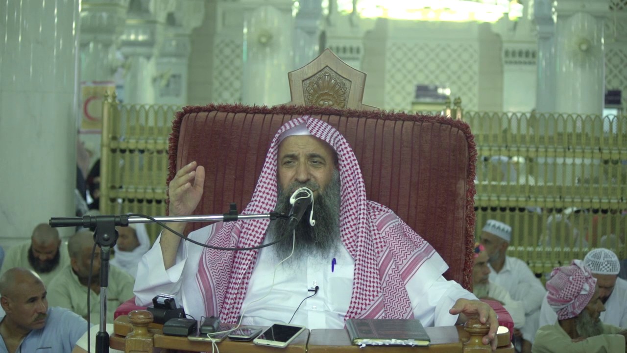 من يخرج البلغم ويخرج معه دم هل يصح صيامه ؟ - رمضان 1438