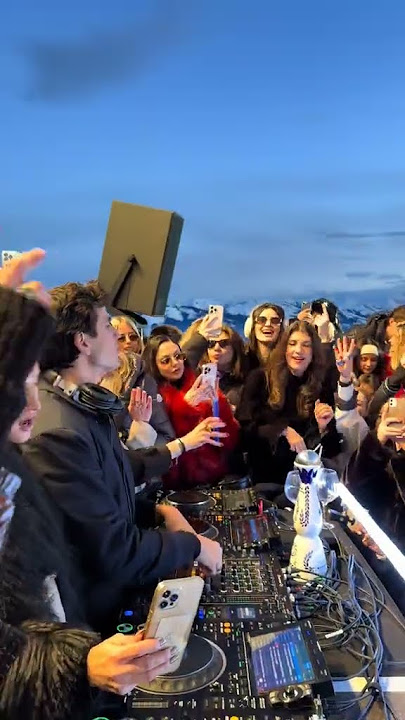 DJ Levi Performansı