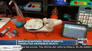 Easterseals Redwood helping people with disabilities with daily life tasks
