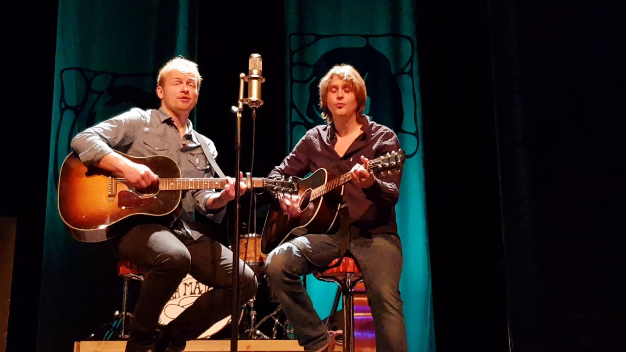 Her Majesty - Right between the eyes (CSNY cover) - Emmen