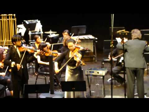 Jessie Chen & Kristie Su - Bach Violin Double Conc...