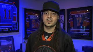Daron Malakian shows his living room/Oilers collection