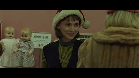 Therese meets Carol