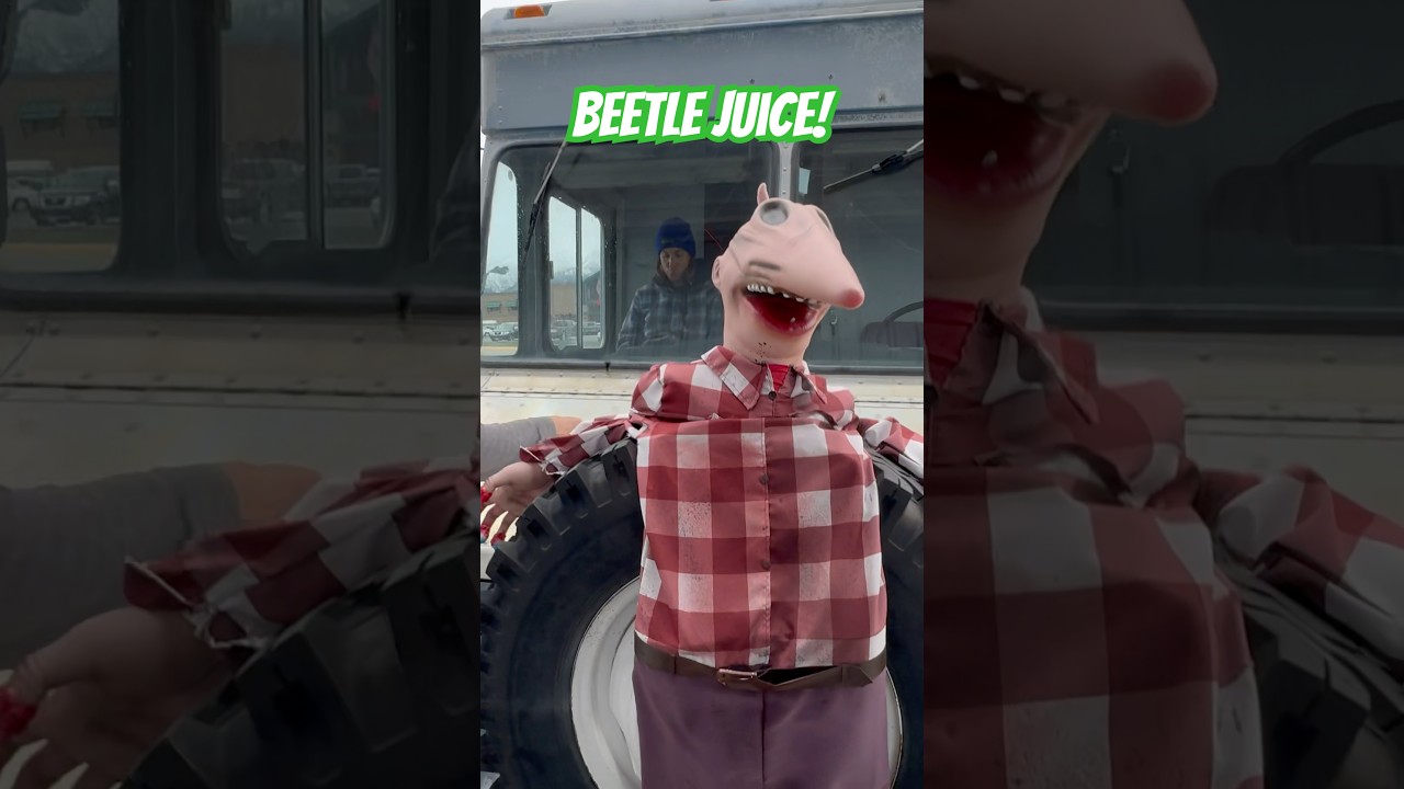 Getting new wipers on my van! #Van #Spooky #Beetlejuice #DeliveryVan #Car ￼