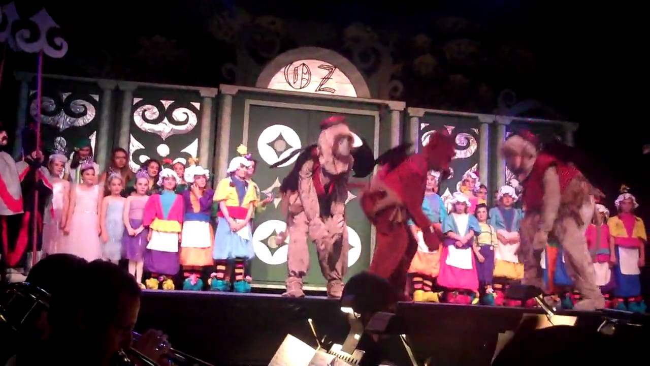 Wizard of Oz - Cast B - Curtain Call