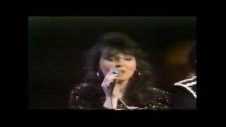 Video thumbnail of "Forester Sisters - Sincerely 1988"