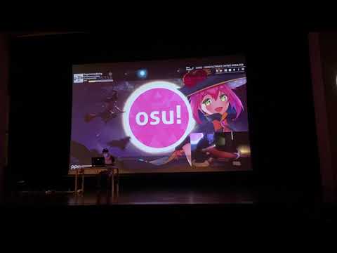 Kid Plays osu! in Maid Outfit At School Talent Show