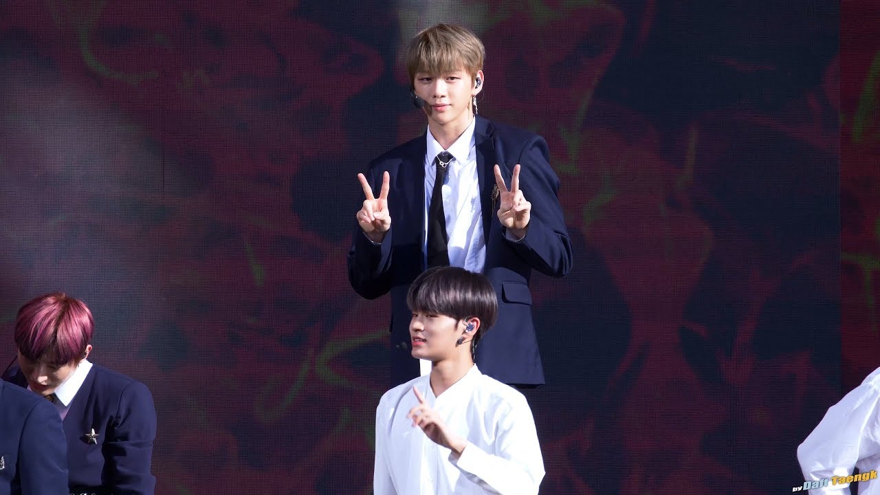 180905 강다니엘 Kang Daniel 워너원 Wanna One '활활 Burn It Up' 리허설 @DMCF 슈퍼콘서트 4K 60P 직캠 by DaftTaengk