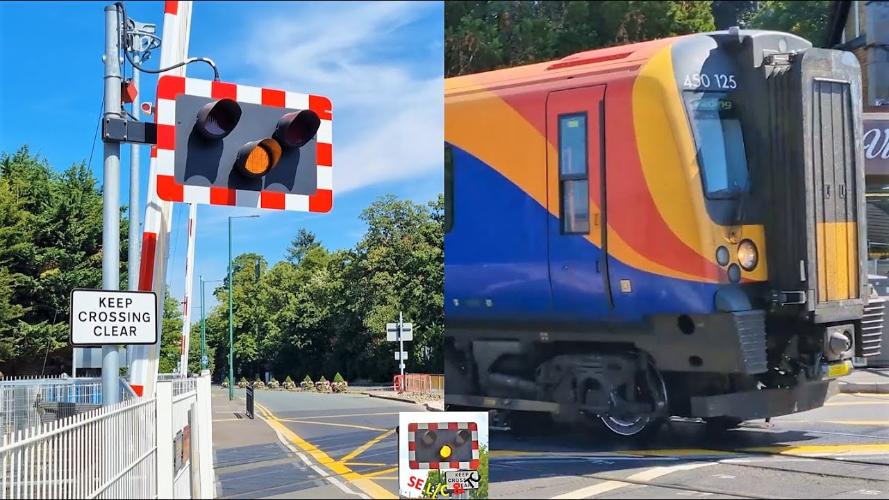 Sunningdale Level Crossing, Berkshire