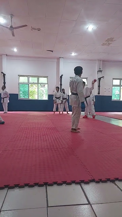 Latihan persiapan turnament #faiz #karate #inkai #shortvideo #shorts #pajajaran