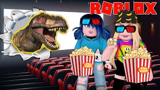 ESCAPE FROM A SCARY CINEMA in Roblox 🍿🎥