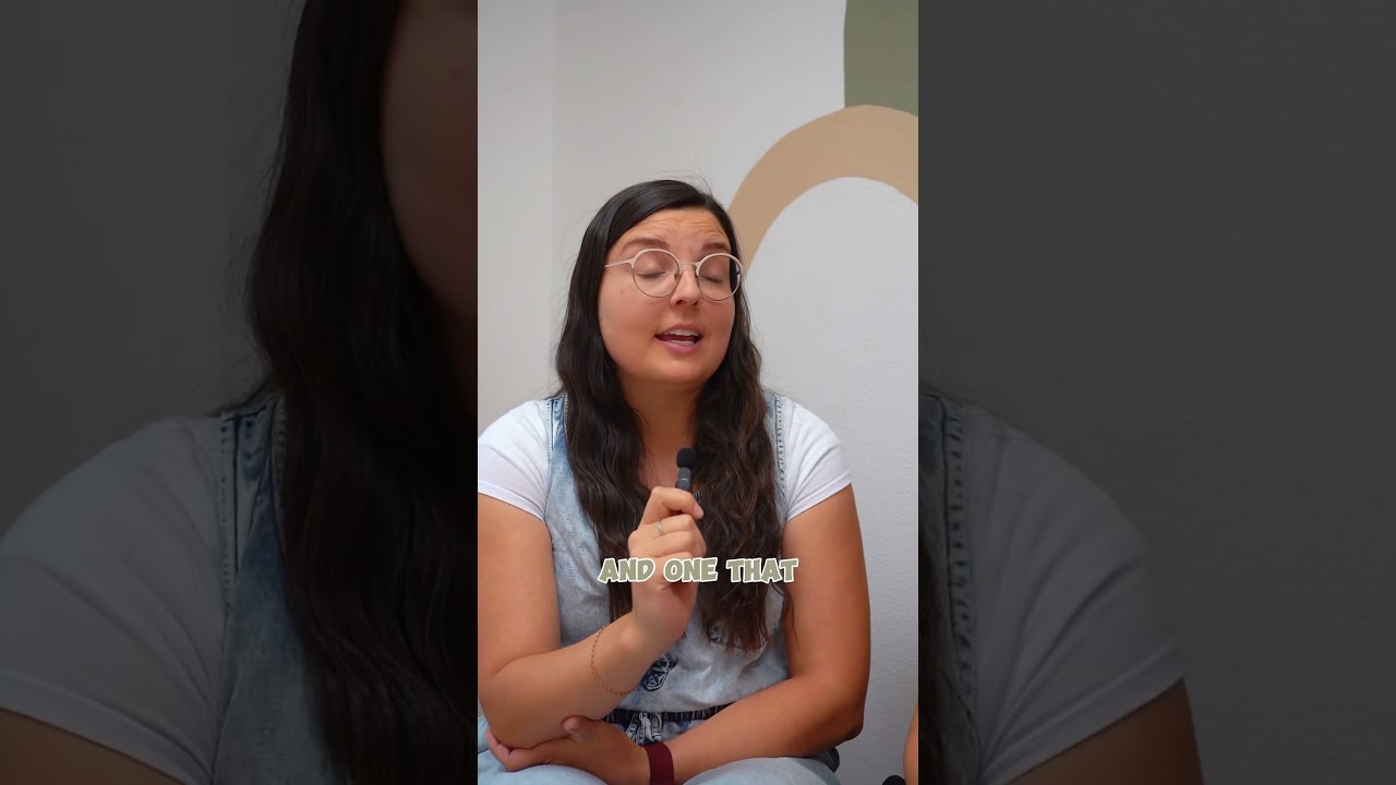 Does speaking multiple languages with your child impact their speech and language development? 🤔