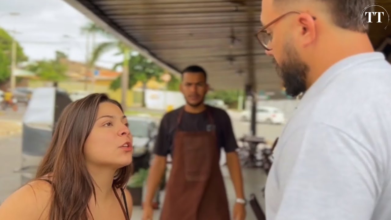 O senhor não foi permitido entrar no restaurante, mas deu uma lição pra ela.