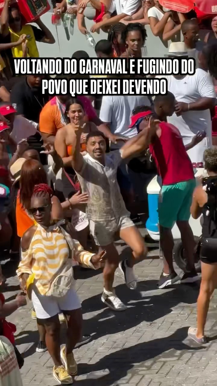 Voltando do carnaval e fugindo do povo que estou devendo. #memes #humor #tirulipa