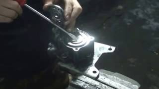BMW E39 523i Насос ГУРа. Работа на сухую. m52b25 BMW E39 523i Насос ГУРа. Работа на сухую. m52b25