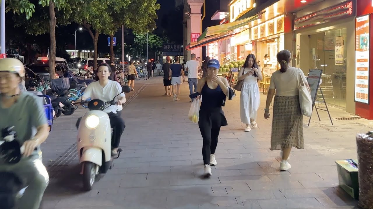 这是广州宝藏租房地？天河上社，上班近有公园和大学，还有美食！中国广州，棠下上社城中村，枫叶路 